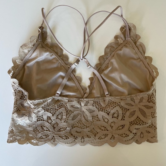 Abercrombie Intimates Bundle of 2 Lace Bralettes - Picture 8 of 10